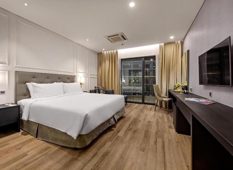 Golden Apartment With Sea View Da Nang Zewnętrze zdjęcie